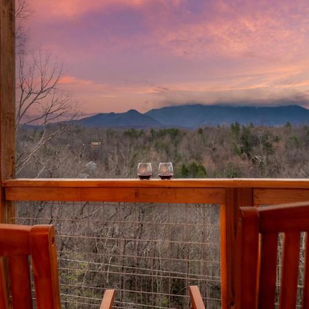 Tranquil Mountain Getaway By Ghosal Luxury Lodging Gatlinburg Buitenkant foto