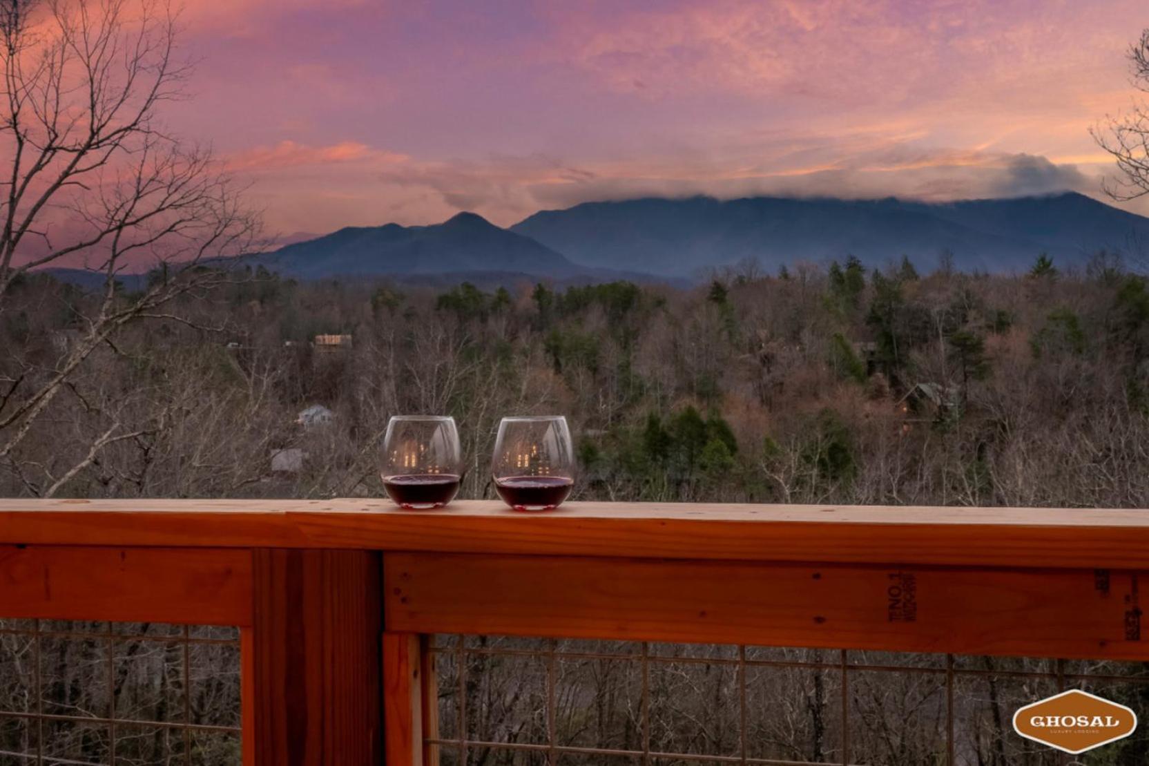 Tranquil Mountain Getaway By Ghosal Luxury Lodging Gatlinburg Buitenkant foto