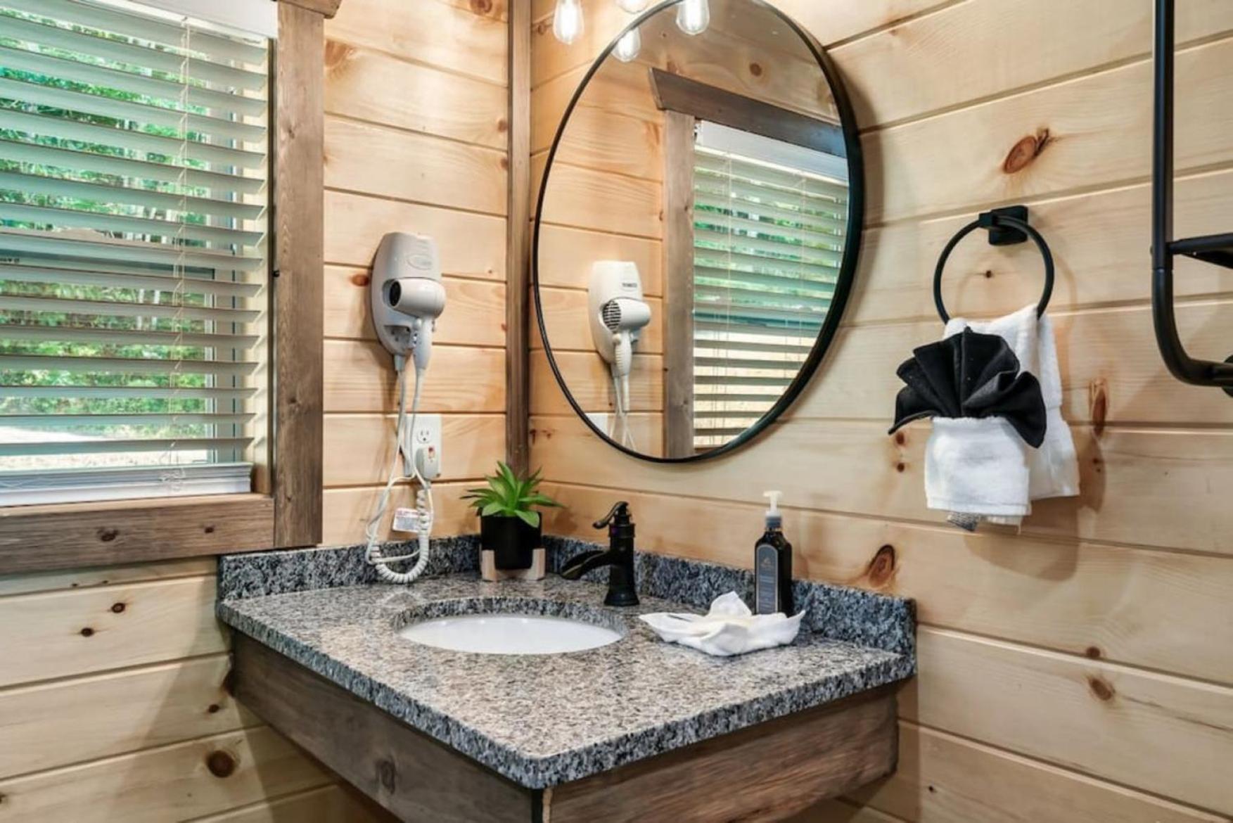 Tranquil Mountain Getaway By Ghosal Luxury Lodging Gatlinburg Buitenkant foto
